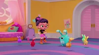 112a - Abby, Bozzly and Peepers still dancing.png (1.6 MB)
