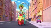 223a - Plunger got caught on flower delivery bike