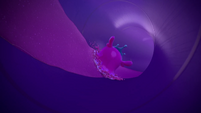 AH5s4 - Princess Flug sliding through the tunnel fast