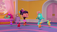 112a - Abby and Bozzly dance together.png (1.58 MB)