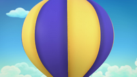 208b - Balloon dead ahead
