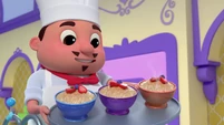116a - Chef Jeff holding the porridge bowls.png (1.61 MB)