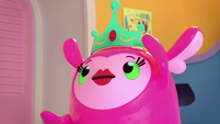 222a - Princess Flug adjusting her tiara.png (1.35 MB)