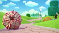 206a - Melvin still rolling in the ball.png (1.75 MB)