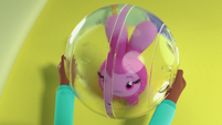110a - Melvin puts Little Do in the hamster ball