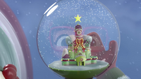 218 - Snowglobe in Abby's hand