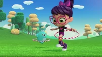 AH5s10 - Abby and Bozzly run and hula hoop.png (1.51 MB)