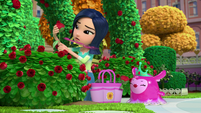 212b - Princess Flug fixes the rose with glitter goo