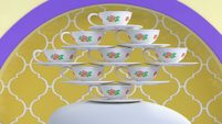 103b - Teacups land on Chef Jeff's hat