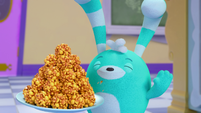 108a - Bozzly eats the caramel corn balls