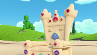 211 - Shells coating Princess Flug's castle