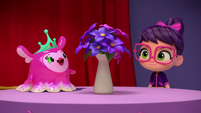 118b - Abby and Princess Flug look at the flowers