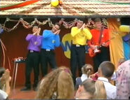 The Wiggles finishing the song