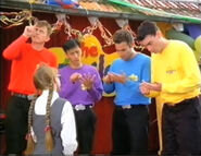 The Wiggles calculating with their hands