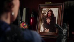 Ouat0212-2037