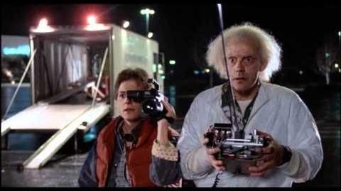 Back_To_The_Future_1985_-_The_DeLorean
