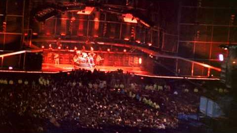 AC DC - Fire Your Guns (Live - Donington, August 1991)