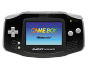 一只黑色的Game Boy Advance。