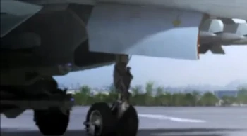 Su-37 del Escuadrón Antares en un exclusivo esquema mimético en azul.