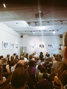 Yasmin Benoit - diskuse 2