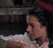 Einhorn getting dirt kicked into her face