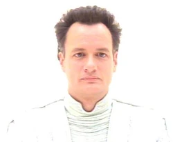 Q representandosé como Dios