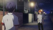 Saku noticing Hinata during the night near a street lamp