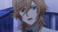 Mitsuki telling Washiho and Tsukasa to come with him for a moment.jpg (75 KB)