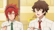 Kai telling Mike about them putting coconut in the curry.jpg (89 KB)