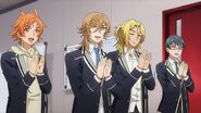 Hinata, Mitsuki, Ryo and Satsuma clapping for Saku