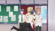 Saku running past Ryo.jpg (92 KB)