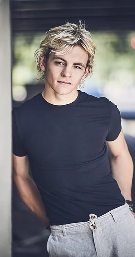 Ross Lynch