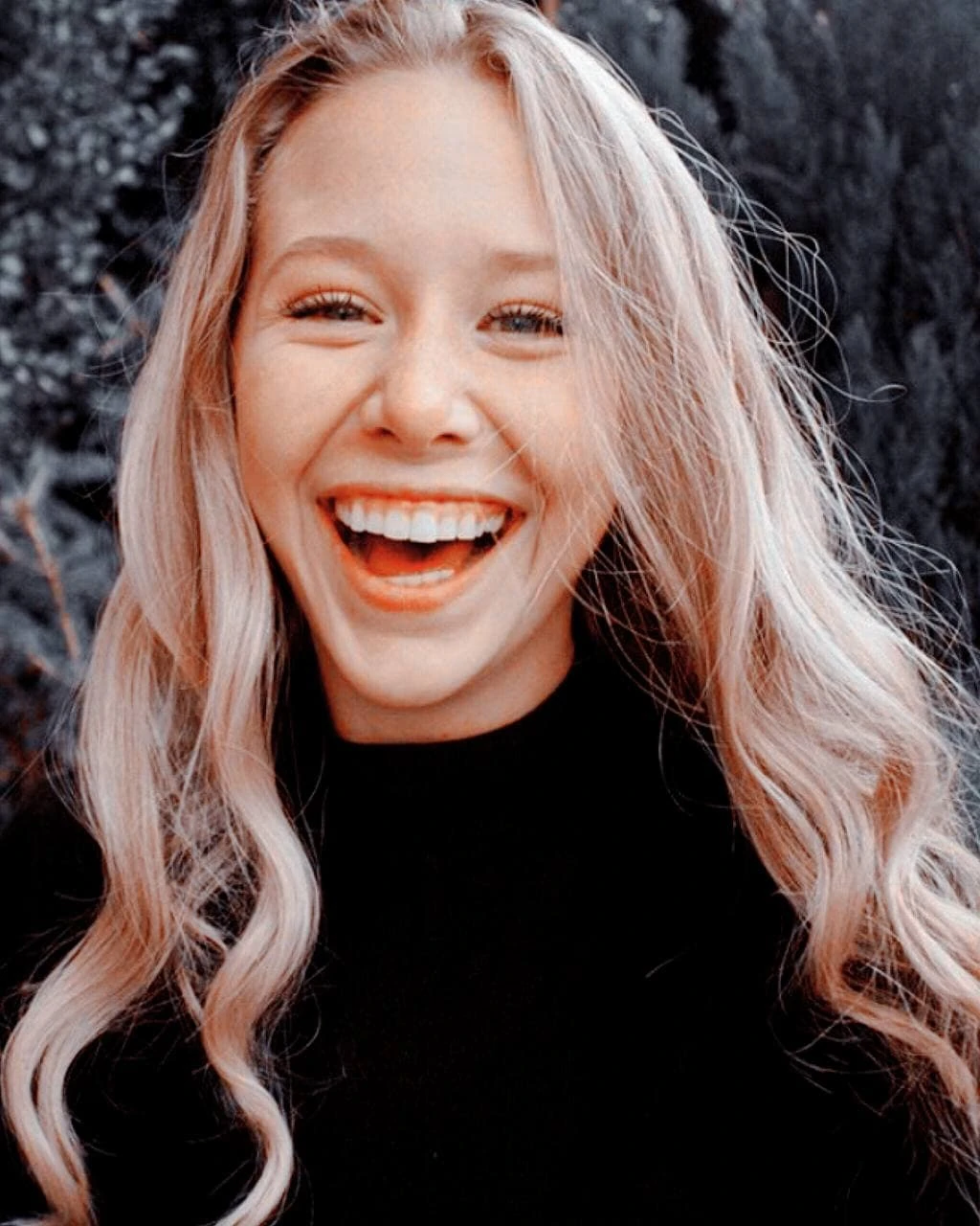 Miranda McKeon Wiki ActorsWiki Fandom