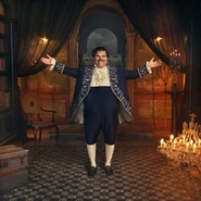 Gomez's masquerade ball outfit