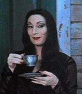 (Anjelica Huston) - The Addams Family (1991)