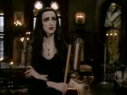 The.new.addams.family.s01e52.undercover.man030