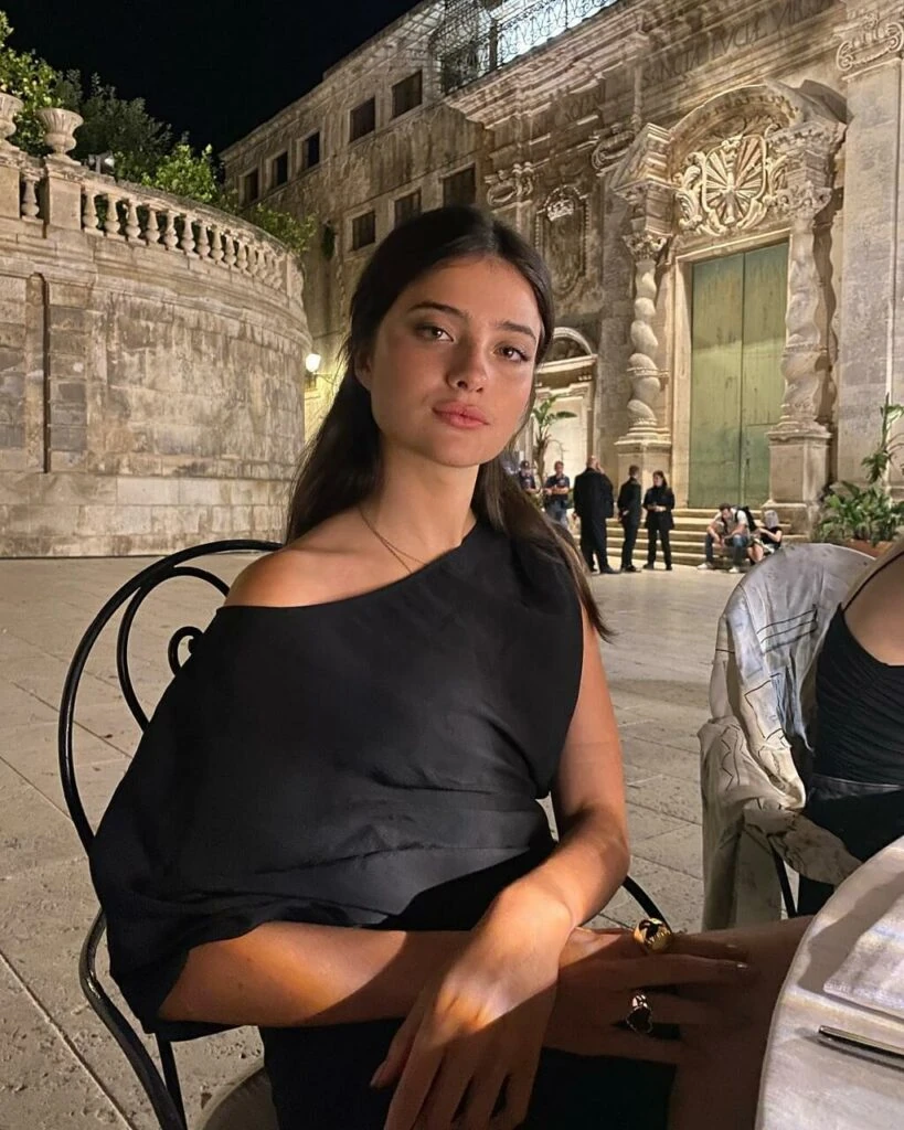 Lily Calloway Addictedseries Wikia Fandom