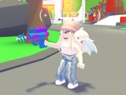 A player holding the Water Soaking Grappling Hook.