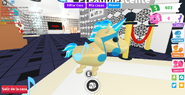 Un unicornio dorado.
