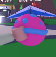 A player holding the Glyptoball.