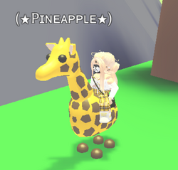 Adopt Me: Giraffe Pet - Adopt Me V2