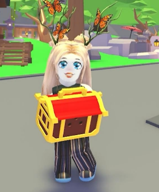 Lunar Gold Tiger, Trade Roblox Adopt Me Items