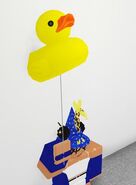 A player holding the Duck Balloon.
