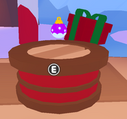 The Bauble Throw Toy on display.