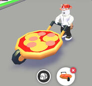 A player holding the Pizza Stroller.