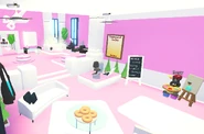 SalonInteriorFront.png (494 KB) The Salon's interior from the front.