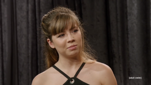 Jennette EA.png