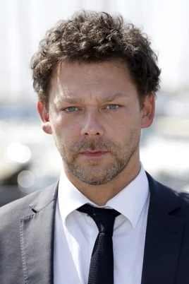 Richard Coyle