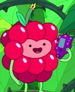 151px-Wildberry Princess on phone.png (41 KB) La Principessa Lampona usa il suo telefono