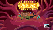 S2e21 party pat on bed